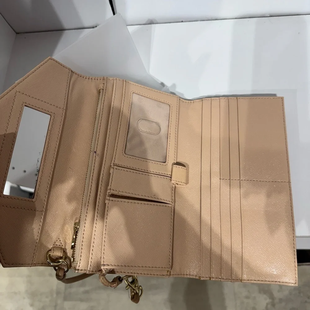 Tory Burch Beige Leather Envelope Wristlet Clutch